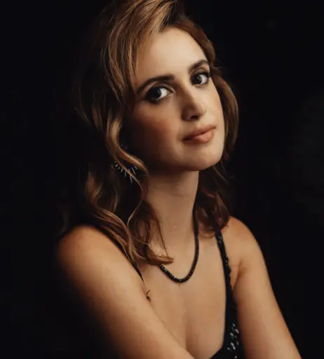 Image 11597047 from Laura Marano