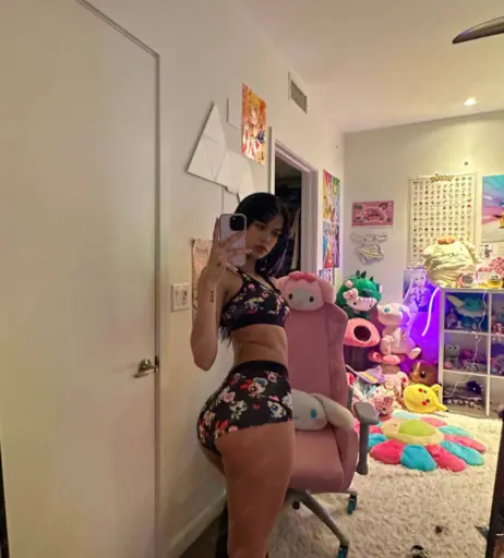 Image 12125661 from Luvstruck