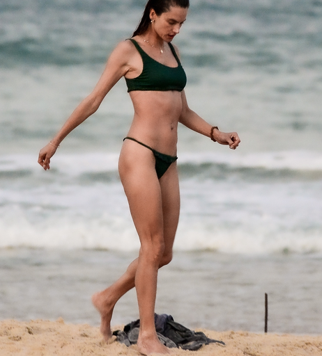 Image 1981435 from Alessandra Ambrosio