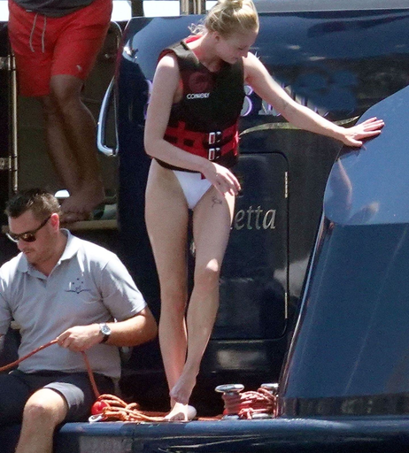 Image 1975121 from Sophie Turner