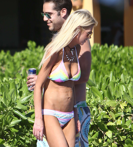 Image 1963708 from Tara Reid