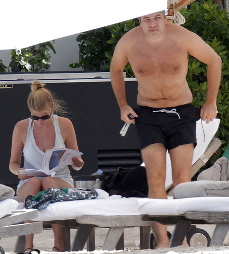 Image 1949710 from Lara Stone