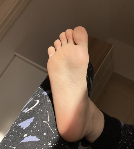 Image 1531944 from anye_feet