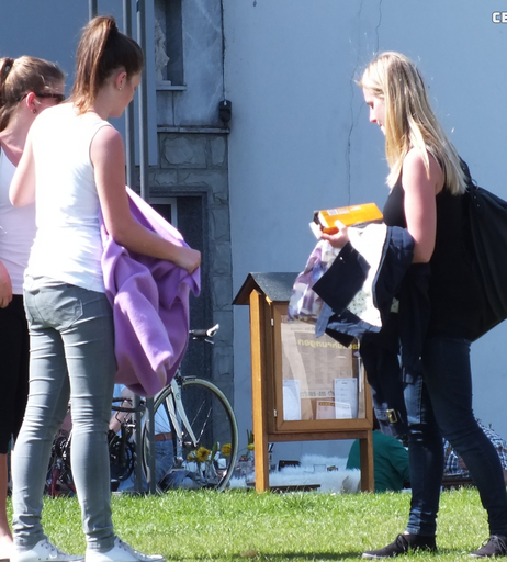 Image 1623041 from Candids