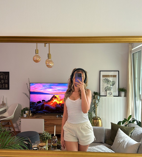 Image 1618295 from Maxiliecuy