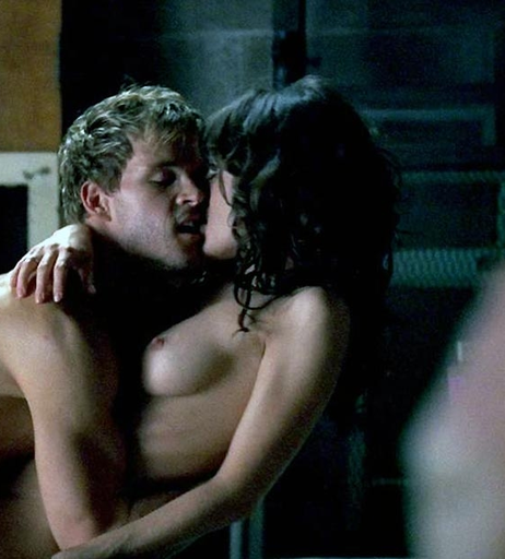 Image 1774072 from Lizzy Caplan