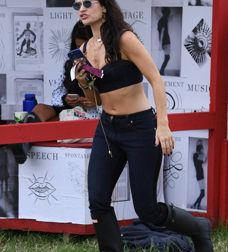 Image 1778084 from Lily James