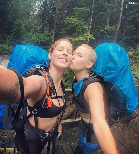 Image 1765085 from Emily Bett Rickards