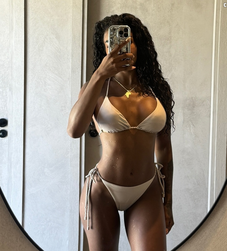 Image 1767389 from Alicia Awa