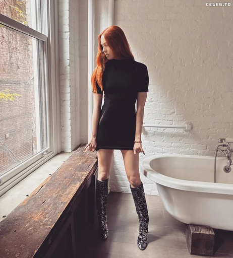 Image 1752419 from Karen Gillan