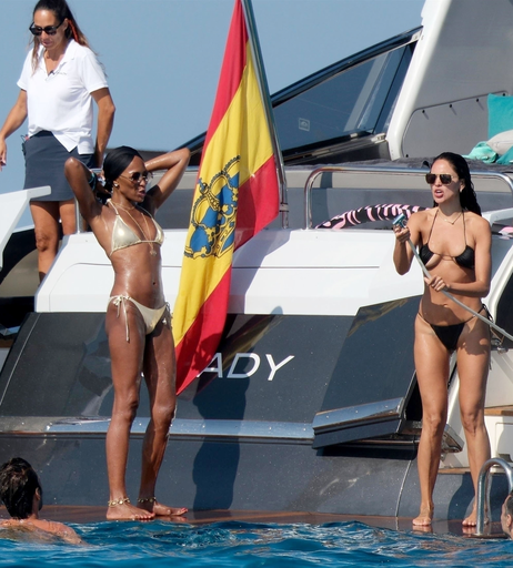 Image 1747264 from Eiza González