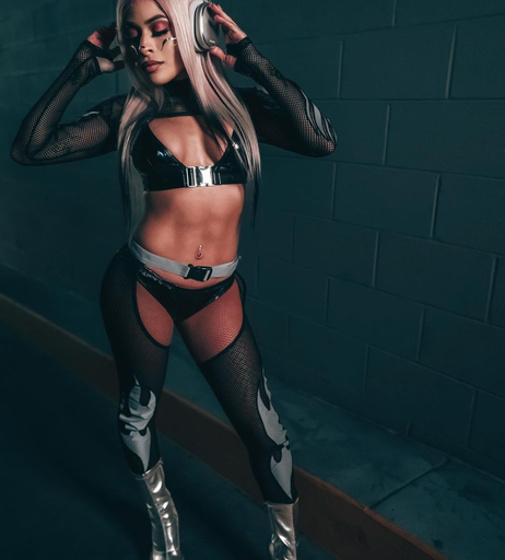 Image 1741884 from Zelina Vega