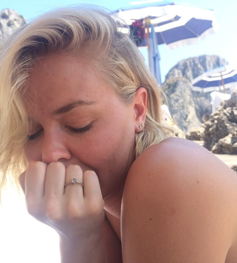 Image 1742760 from Lara Bingle