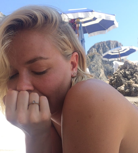 Image 1742707 from Lara Bingle