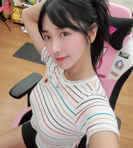 Image 1083467 from jinnytty