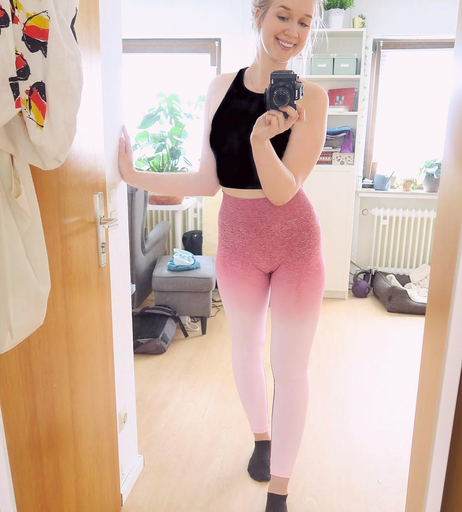 Image 1080200 from Catycake