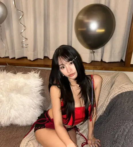 Image 10733015 from 바니하나 | Hana Song