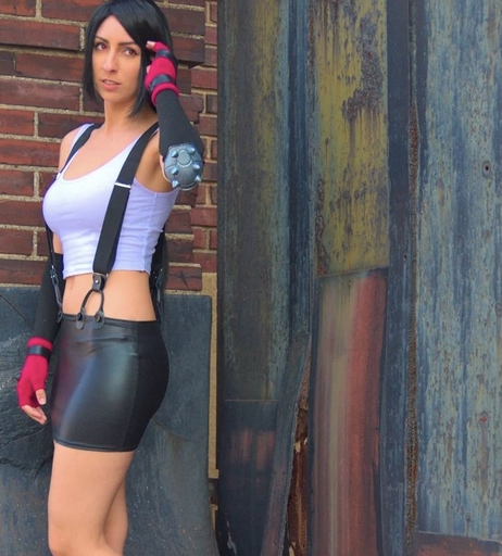 Image 1069145 from Emma Layne
