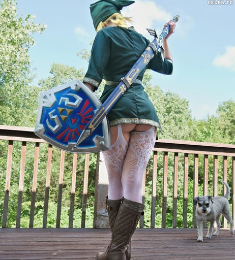Image 1069100 from Emma Layne