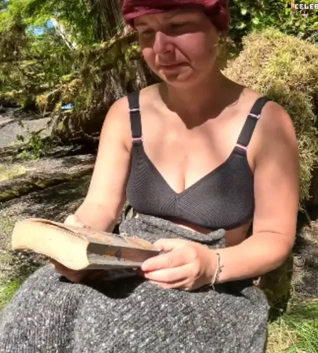 Image 1068753 from Hannah Assil