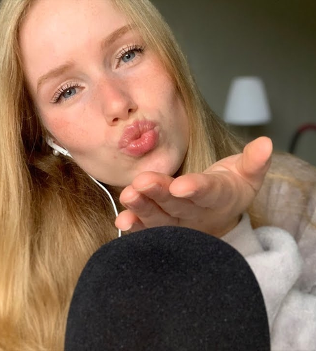 Image 1051054 from Nadine von relaxASMR