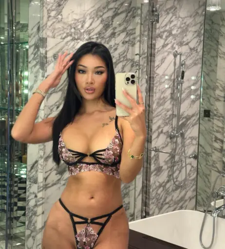 Image 10329396 from Martina Chen