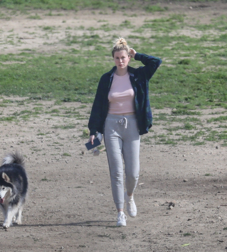 Image 10227596 from Ireland Baldwin