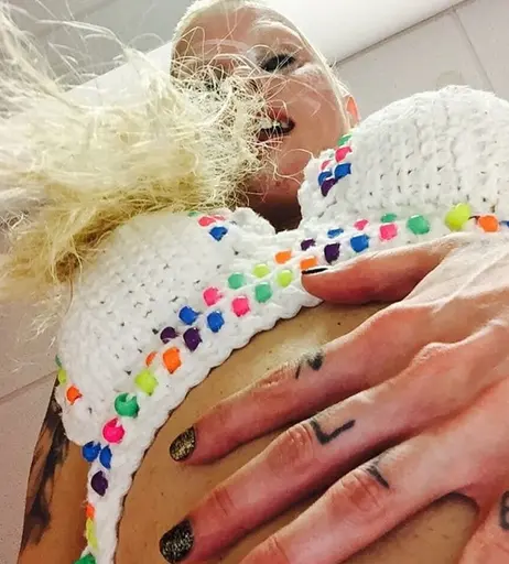 Image 10165297 from Yolandi Visser / Yo-landi Vi$$er