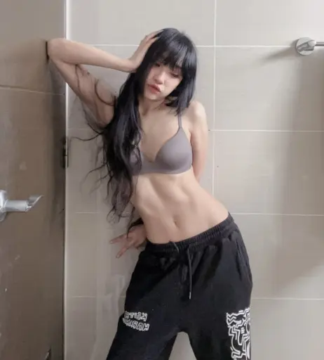 Image 1014315 from Leezi