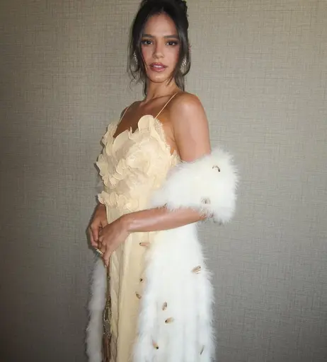 Image 10124090 from Bruna Marquezine