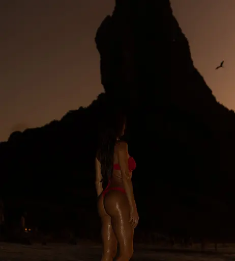 Image 10134472 from Deborah Secco