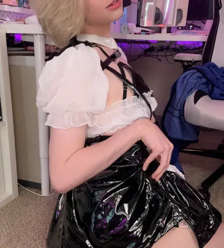 Image 10104639 from its_peachybunnn
