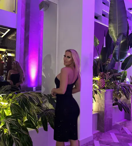Image 10059929 from Kindly Myers