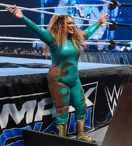 Image 10064847 from Nia Jax/Lina Fanene