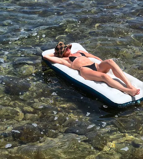 Image 10064103 from Shantel VanSanten