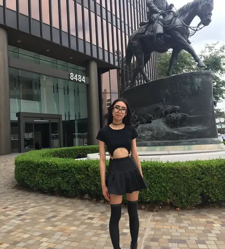 Image 10069758 from Eva Yi