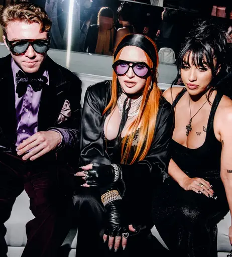 Image 10078483 from Lourdes Leon