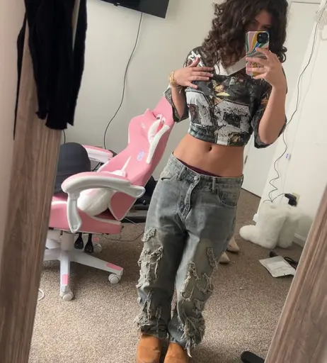 Image 10070951 from ciggybae / homeskilla_whitnit / Zendaya lookalike