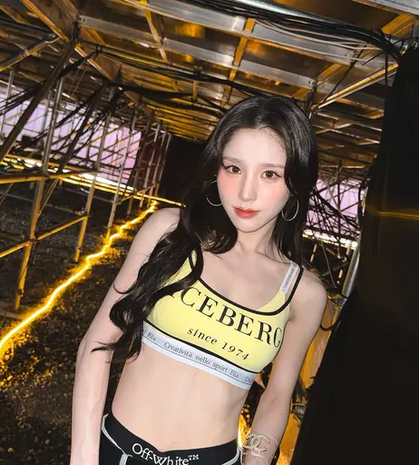 Image 10070466 from HeeJin (ARTMS / LOONA)