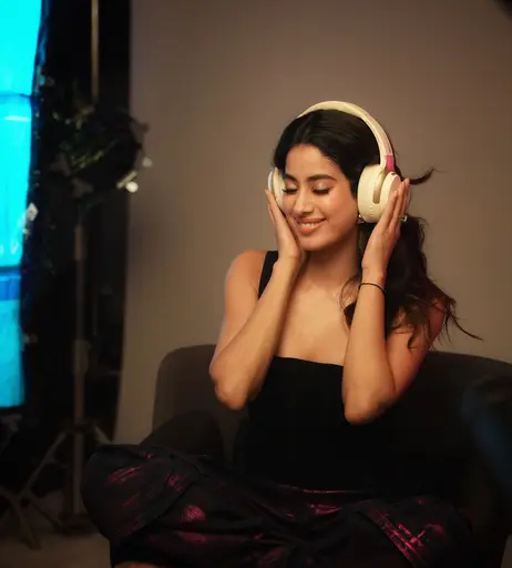 Image 10070734 from Janhvi Kapoor