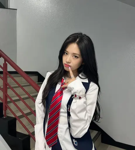 Image 10070679 from An Yujin 안유진 | YUJIN