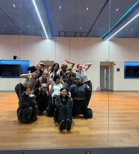 Image 10070104 from Hirai Momo | TWICE