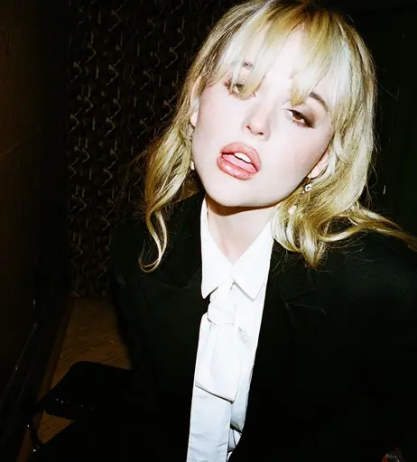 Image 10070170 from Emily Alyn Lind