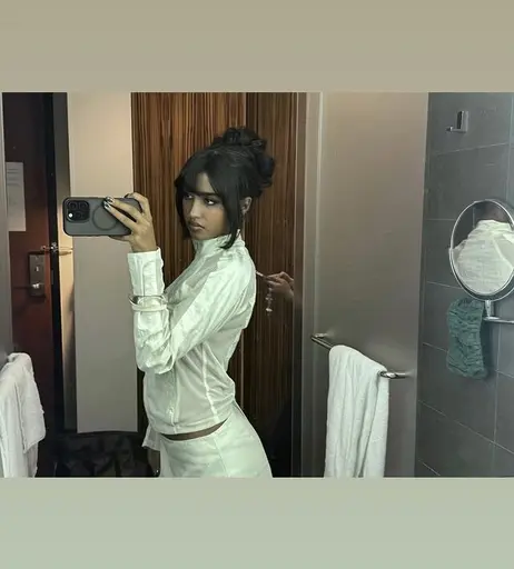Image 10015714 from bbyg6rl