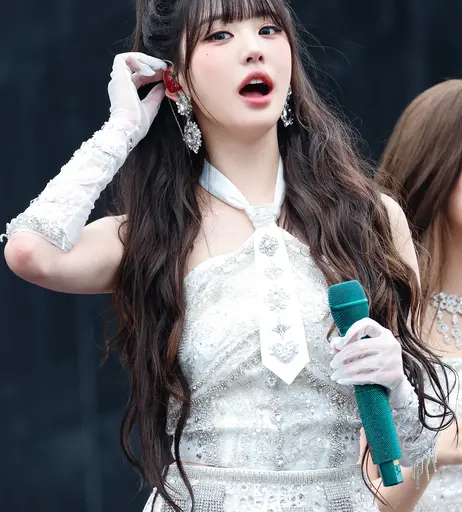 Image 10028417 from Jang Won-young / 장원영 WONYOUNG