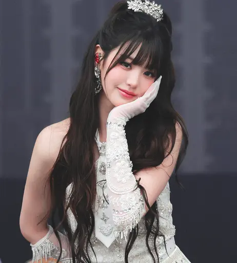 Image 10028409 from Jang Won-young / 장원영 WONYOUNG