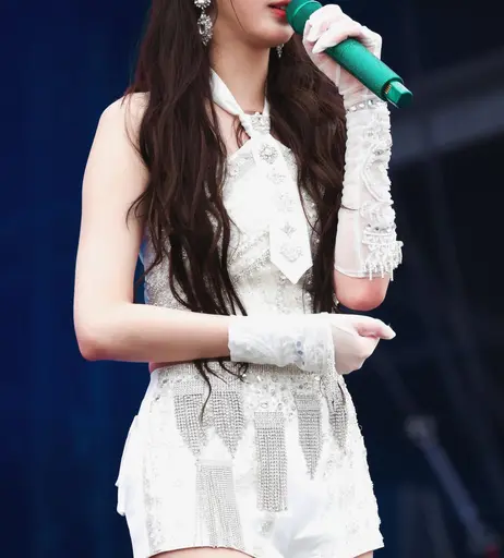 Image 10028434 from Jang Won-young / 장원영 WONYOUNG