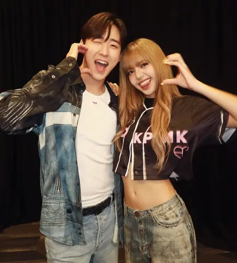 Image 10025589 from Lisa | BLΛƆKPIИK (Blackpink)