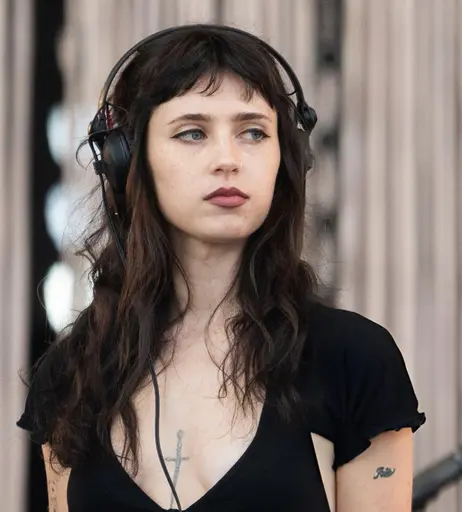 Image 10027130 from Clairo | Claire Cottrill