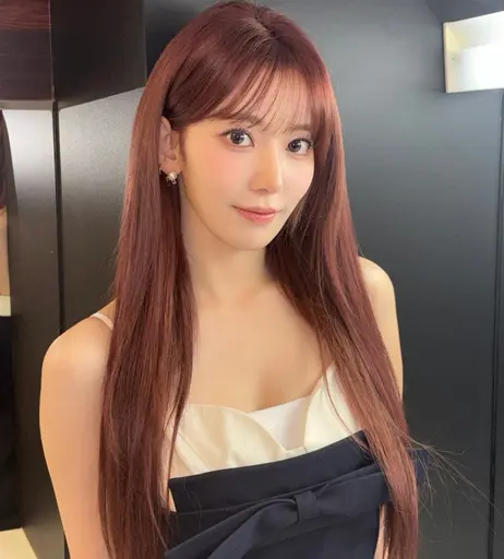 Image 10027153 from Sakura Miyawaki 宮脇 咲良 | LESSERAFIM